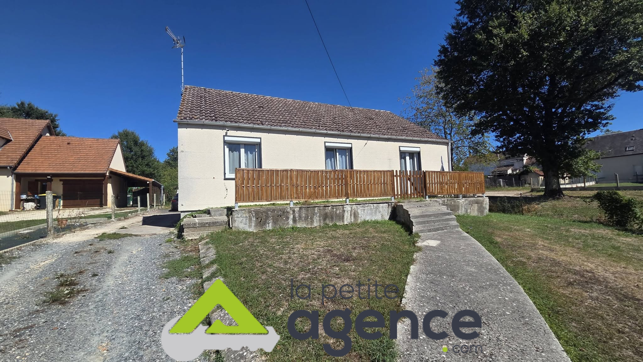 Maison à vendre à Vierzon, 90 m², 4 pièces – photo 1 sur 7